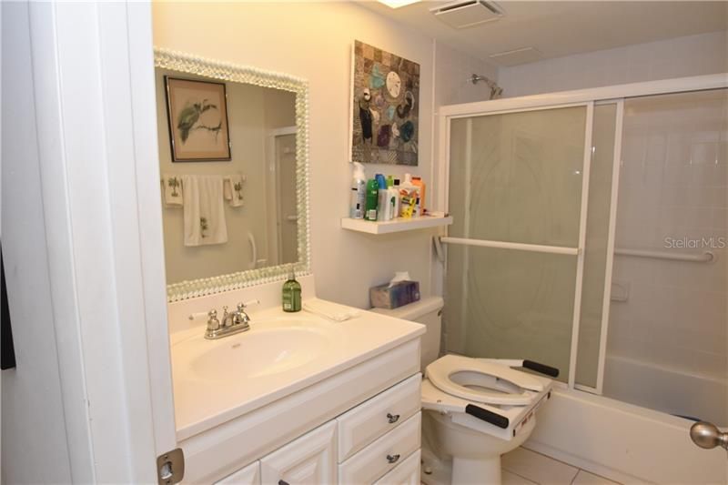 1625 Treehouse Circle, Unit TR111, Sarasota, FL 34231 Photo