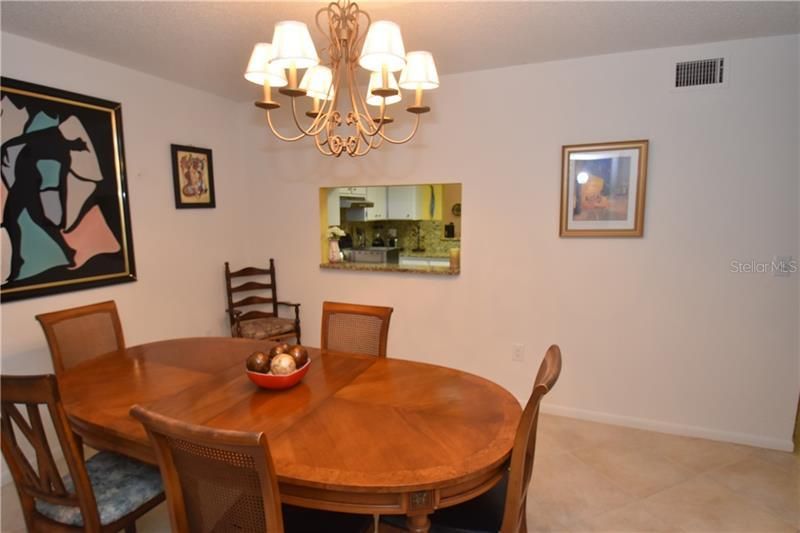 1625 Treehouse Circle, Unit TR111, Sarasota, FL 34231 Photo