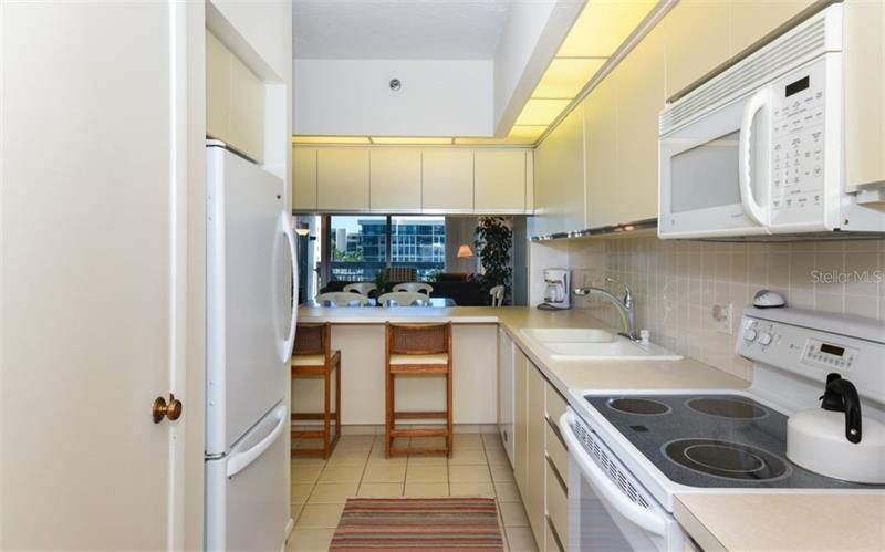 1125 Gulf Of Mexico Drive, Unit 403, Longboat Key, FL 34228 Photo