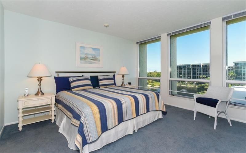 1125 Gulf Of Mexico Drive, Unit 403, Longboat Key, FL 34228 Photo
