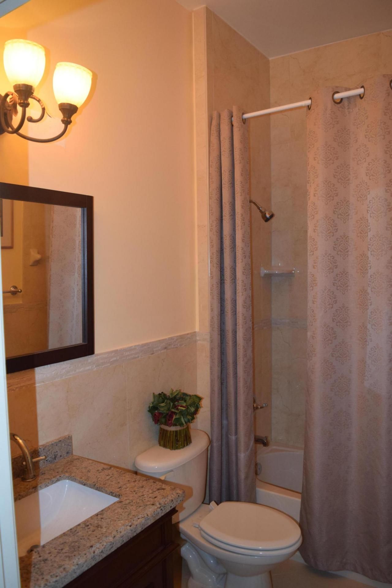 132 Via Isabela, Jupiter, FL 33458 Photo