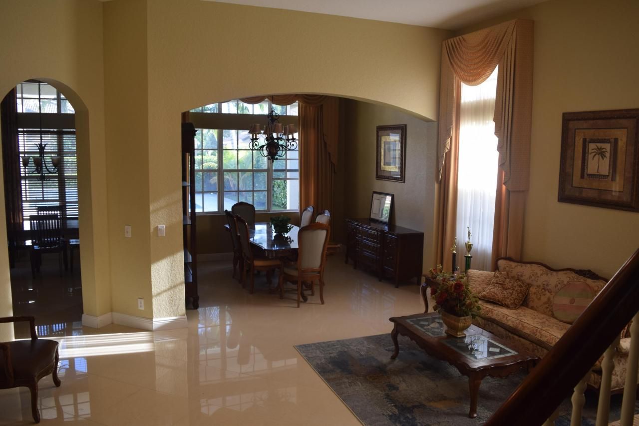 132 Via Isabela, Jupiter, FL 33458 Photo