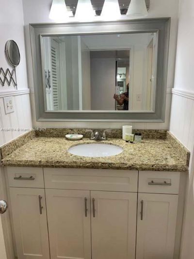 100 Lincoln Rd, Unit 1219, Miami Beach, FL 33139 Photo