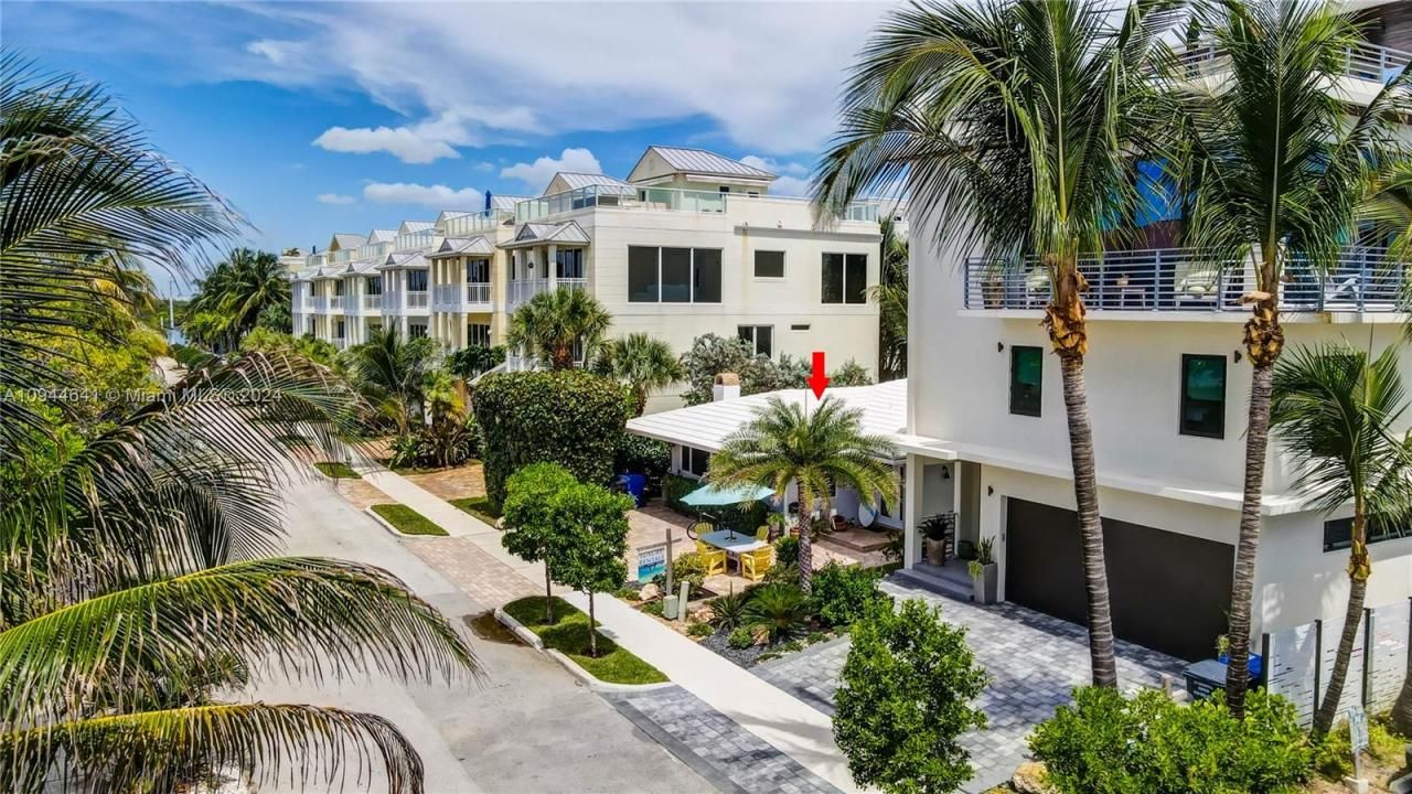 309 Oak St, Hollywood, FL 33019 Photo