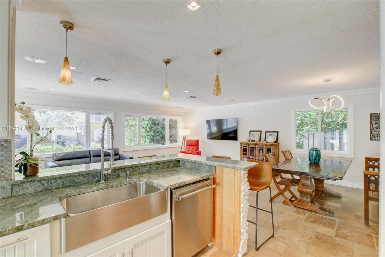 309 Oak St, Hollywood, FL 33019 Photo