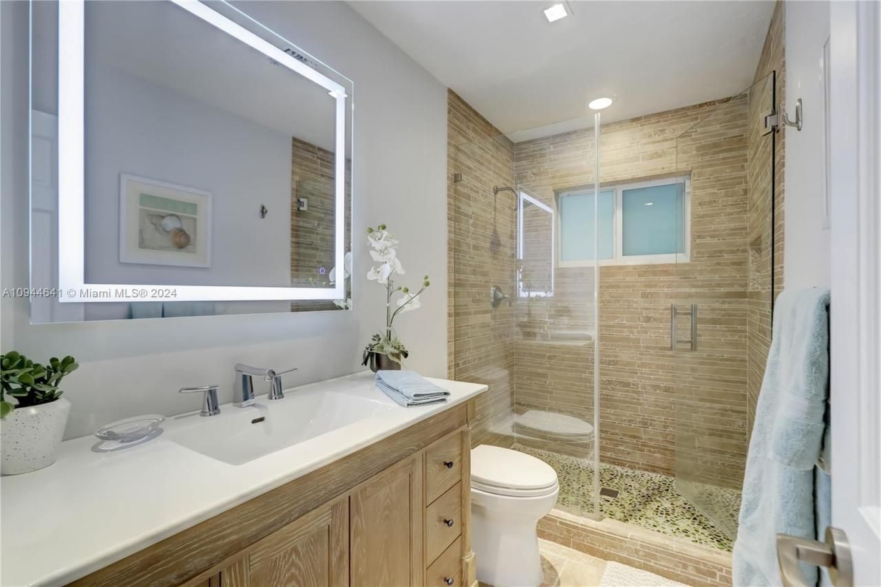 309 Oak St, Hollywood, FL 33019 Photo