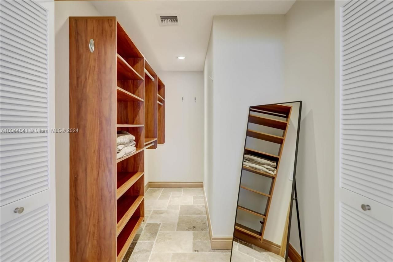 309 Oak St, Hollywood, FL 33019 Photo