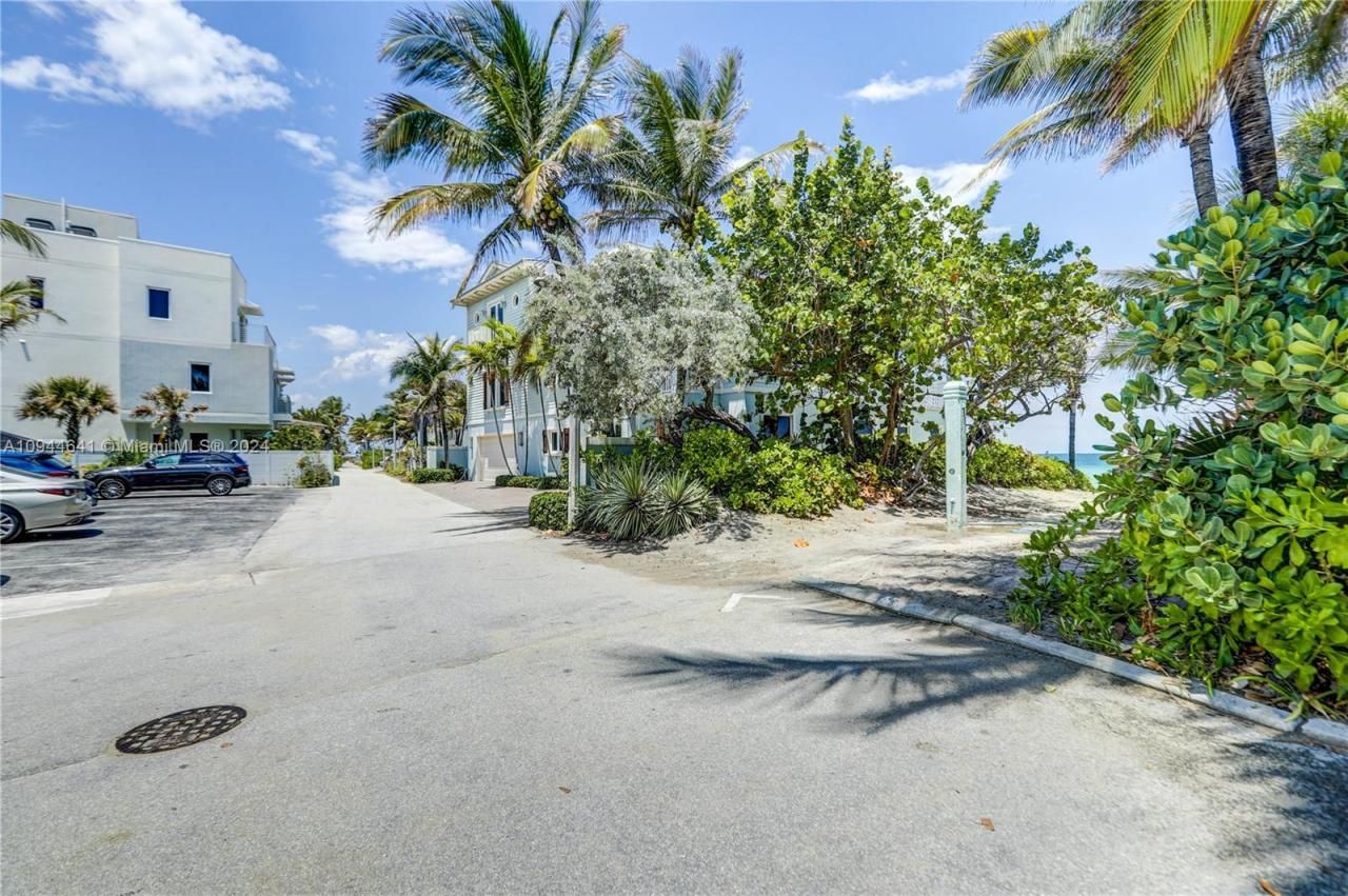 309 Oak St, Hollywood, FL 33019 Photo