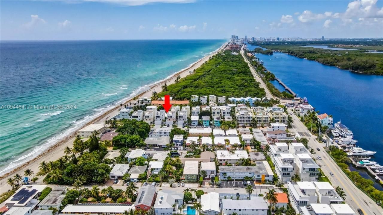 309 Oak St, Hollywood, FL 33019 Photo