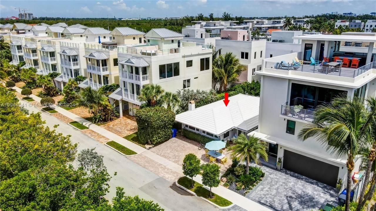 309 Oak St, Hollywood, FL 33019 Photo