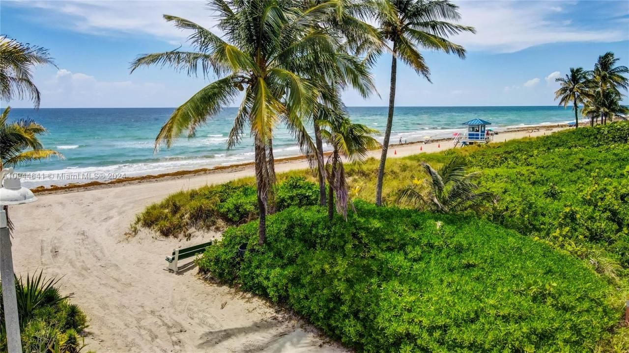 309 Oak St, Hollywood, FL 33019 Photo