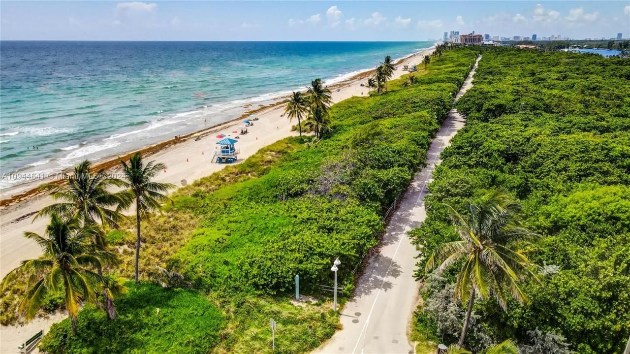 309 Oak St, Hollywood, FL 33019 Photo