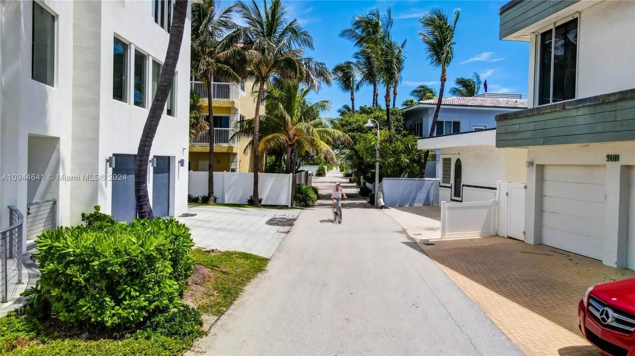 309 Oak St, Hollywood, FL 33019 Photo