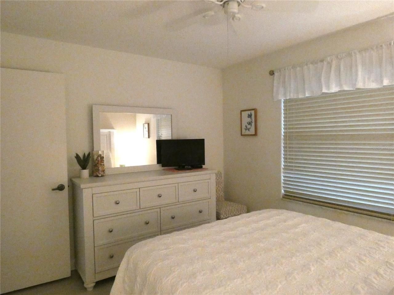 9300 Clubside Circle, Unit 1307, Sarasota, FL 34238 Photo