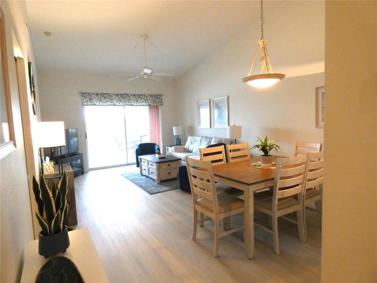 9300 Clubside Circle, Unit 1307, Sarasota, FL 34238 Photo