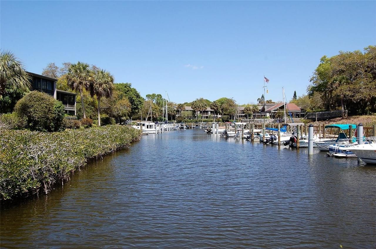 1716 Glenhouse Drive, Unit GL324, Sarasota, FL 34231 Photo