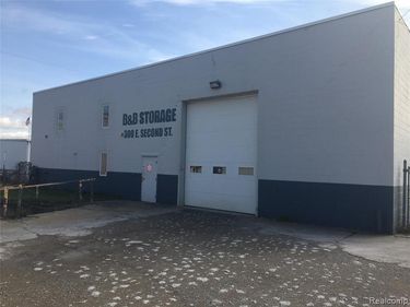 300 E 2ND Street, Imlay City, MI 48444