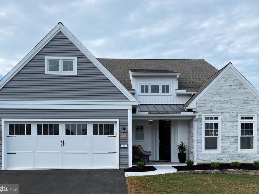 1204 Mosaic Drive, Unit 409, Lebanon, PA 17042 Main Photo