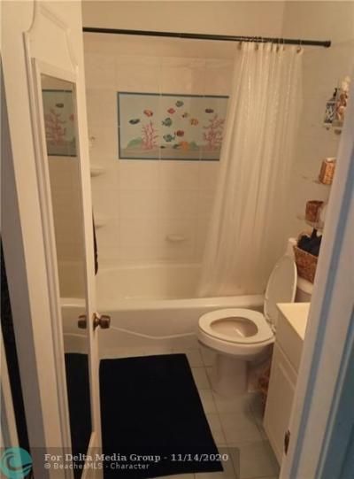 500 SE 21st Avenue, Unit 605, Deerfield Beach, FL 33441 Photo