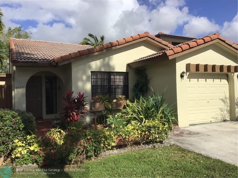 6635 NW 173rd Lane, Hialeah, FL 33015 Photo