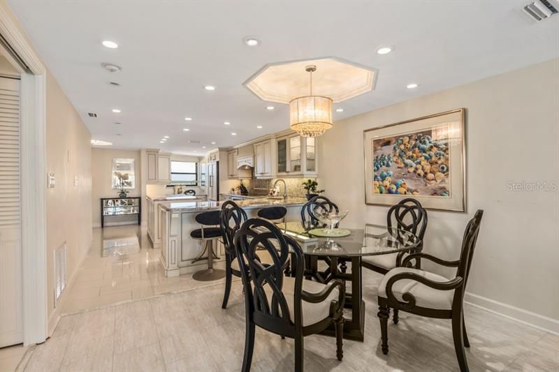 5770 Midnight Pass Road, Unit 605, Sarasota, FL 34242 Photo