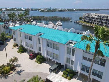 8272 HARBORSIDE CIRCLE, ENGLEWOOD, FL 34224