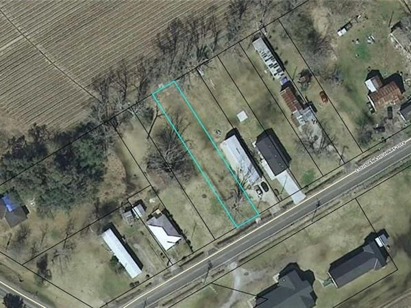 109 HWY 1014 Highway, Napoleonville, LA 70390