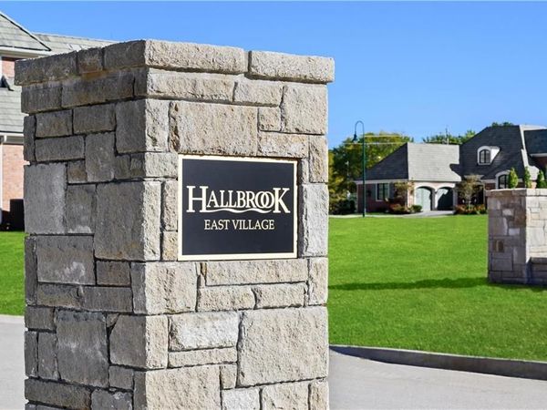 11409 Cambridge Ridge, Leawood, KS 64211