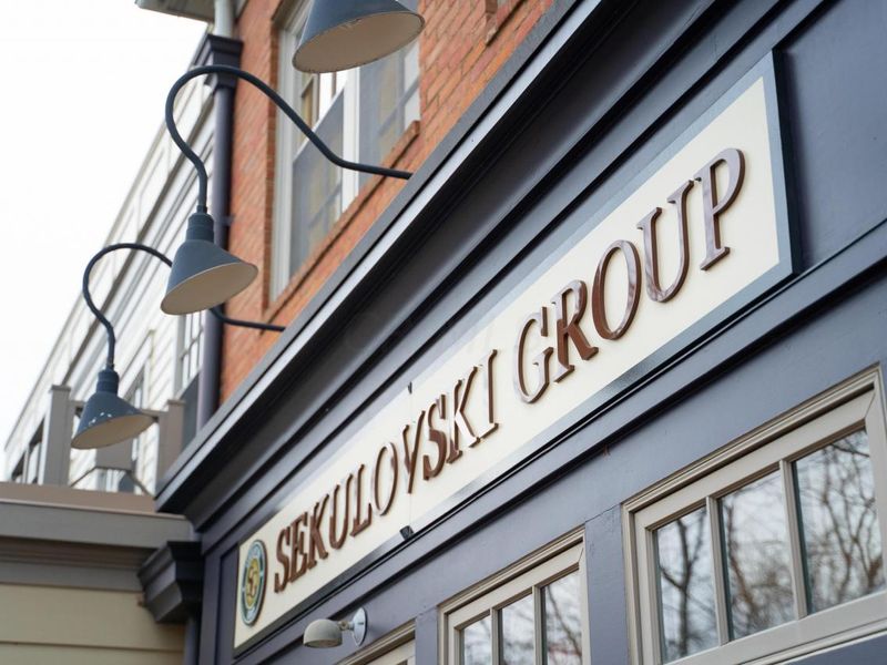 118 E Main Street, New Albany, OH 43054 Photo 2