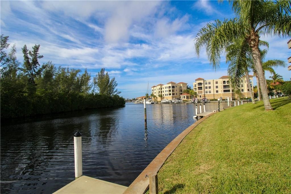 3256 White Ibis Court, Unit 27, Punta Gorda, FL 33950 Photo