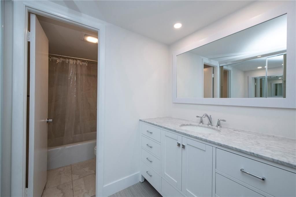 3900 N Hills Drive, Unit 405, Hollywood, FL 33021 Photo