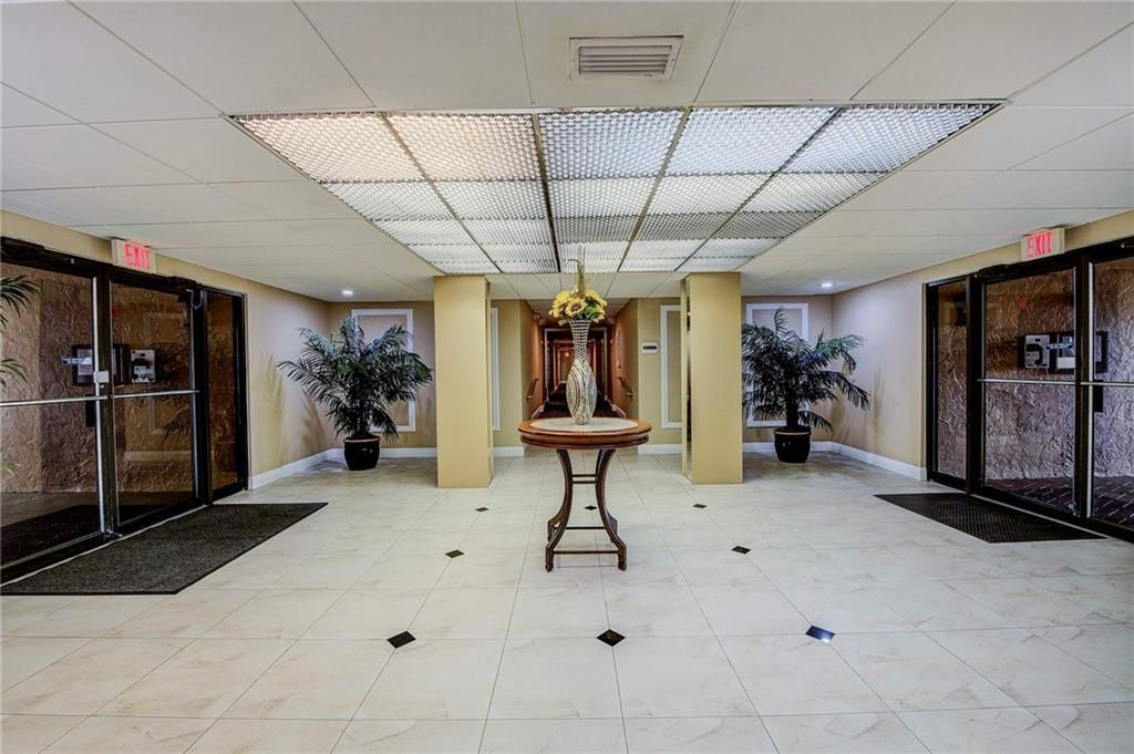 3900 N Hills Drive, Unit 405, Hollywood, FL 33021 Photo