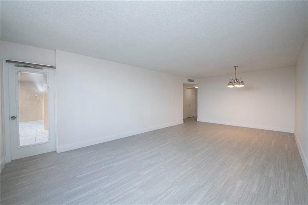 3900 N Hills Drive, Unit 405, Hollywood, FL 33021 Photo