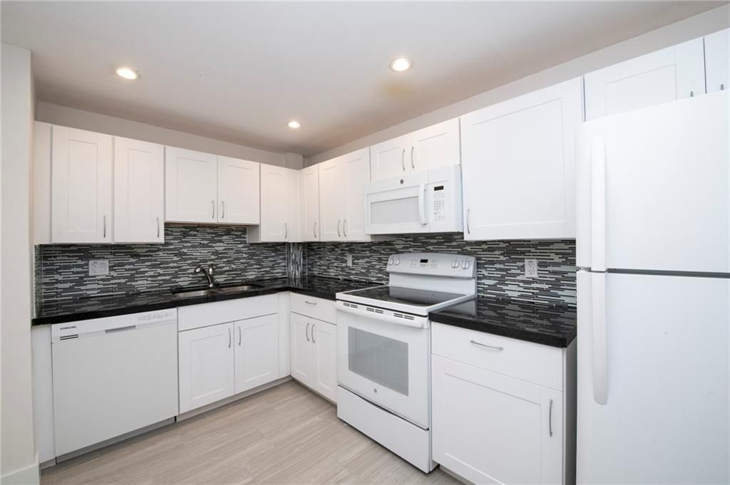 3900 N Hills Drive, Unit 405, Hollywood, FL 33021 Photo