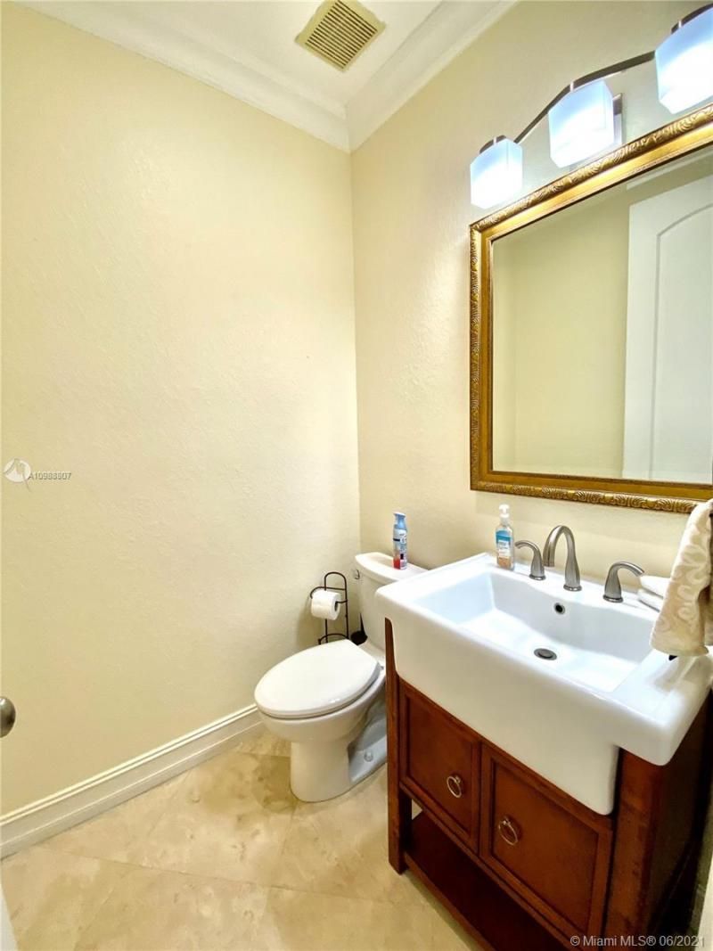 Please Call For Address, Hollywood, FL 33019 Photo