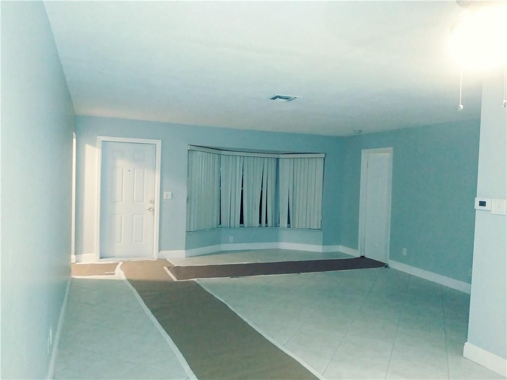 2630 NW 42nd Terrace, Lauderhill, FL 33313 Photo