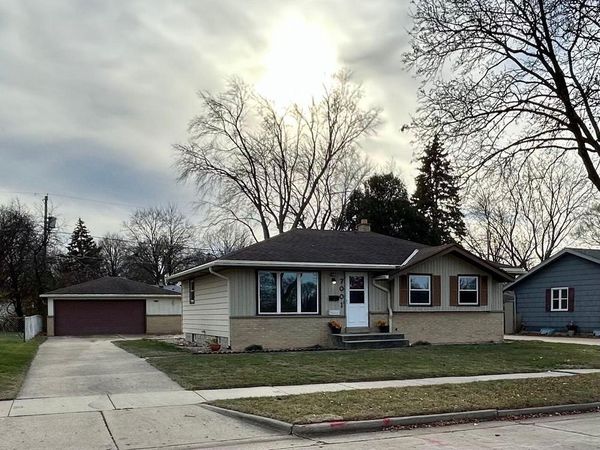 600 Burton Boulevard, Deforest, WI 53597