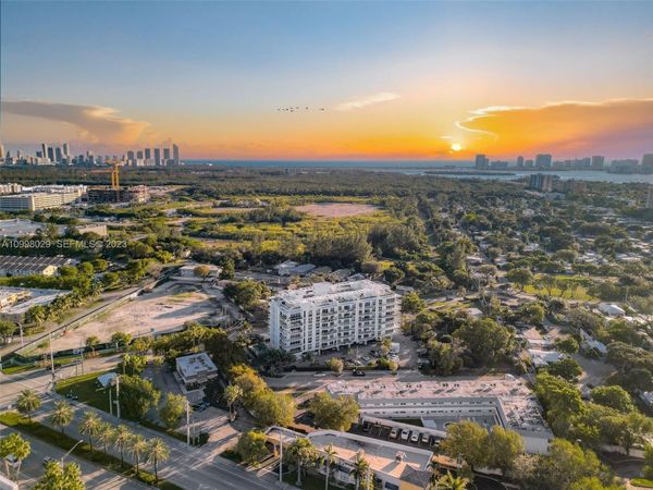 13800 Highland Dr, Unit 504, North Miami Beach, FL 33181