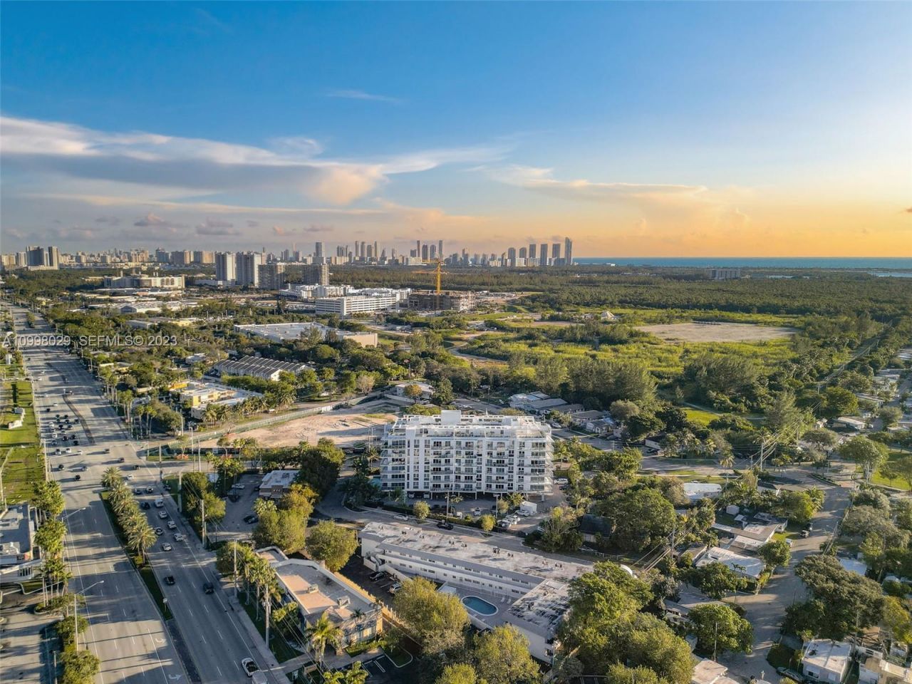 13800 Highland Dr, Unit 504, North Miami Beach, FL 33181 Photo