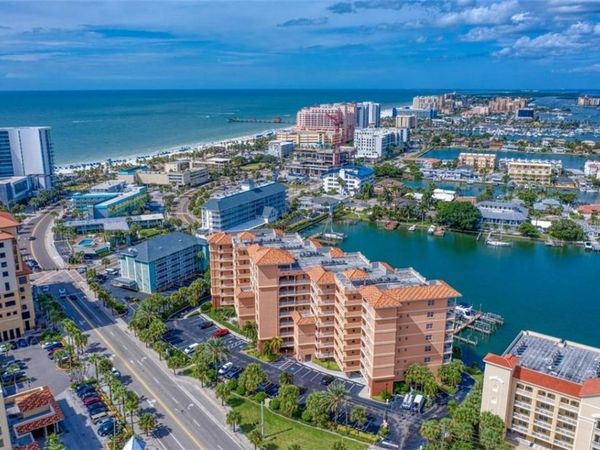 530 S GULFVIEW BOULEVARD, Unit 401, CLEARWATER BEACH, FL 33767