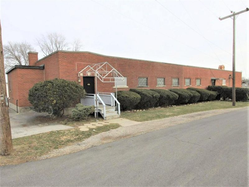 24 East Street, Columbus, OH 43228 Photo 1