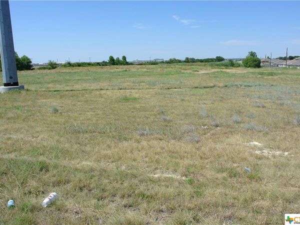 402 W Elms Road, Killeen, TX 76542