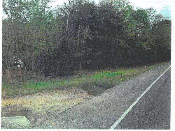 19452 LA HWY 22 Highway, Ponchatoula, LA 70454