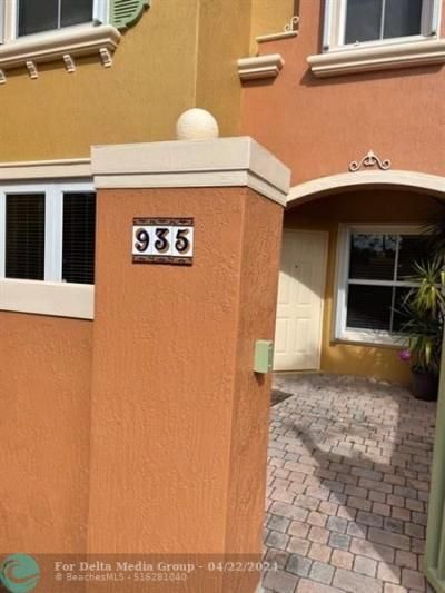 143 SW Sw Terrace, Unit 935, Pembroke Pines, FL 33027 Photo