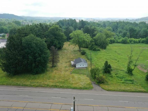 61204 Southgate Road, Cambridge, OH 43725