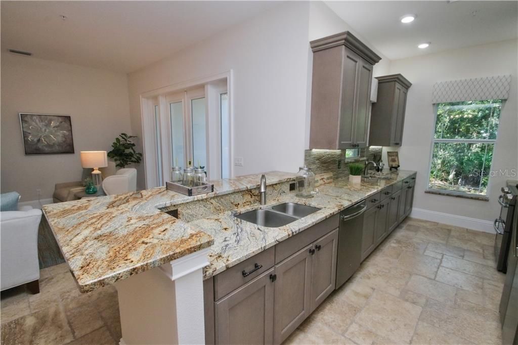 7780 Hidden Creek Loop, Unit 101, Lakewood Ranch, FL 34202 Photo