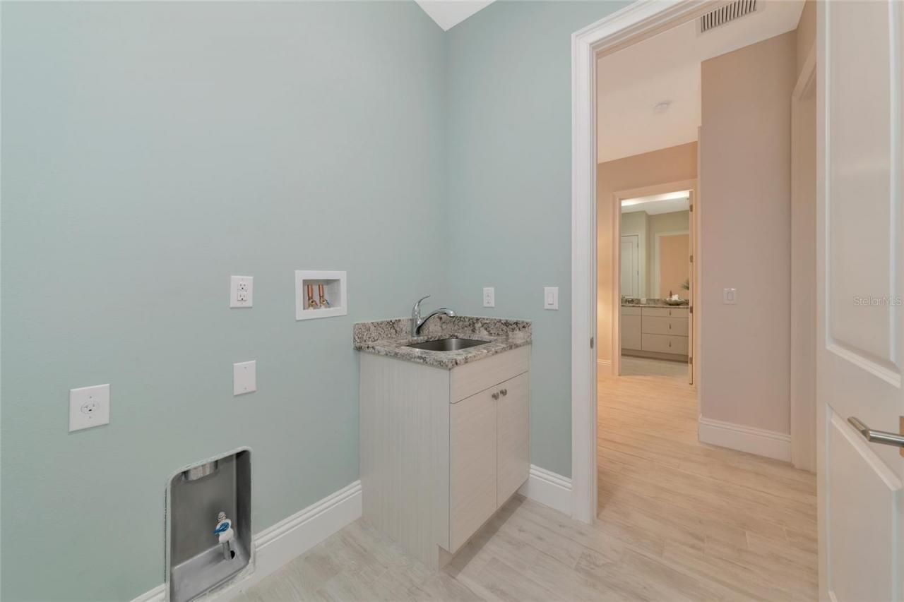 7780 Hidden Creek Loop, Unit 103, Lakewood Ranch, FL 34202 Photo