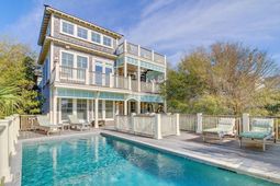 913 Carolina Boulevard photo 4