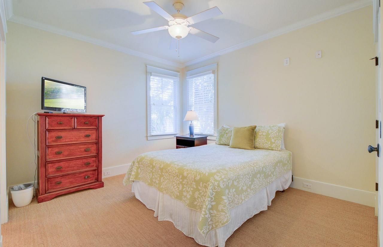 913 Carolina Boulevard Photo 31