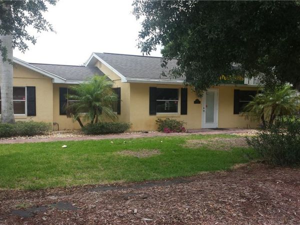 8525 20 TH Street, Vero Beach, FL 32966